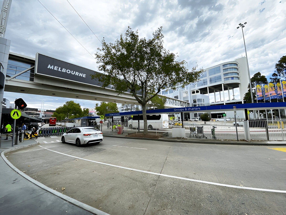 Airport Shuttle Home 16 city